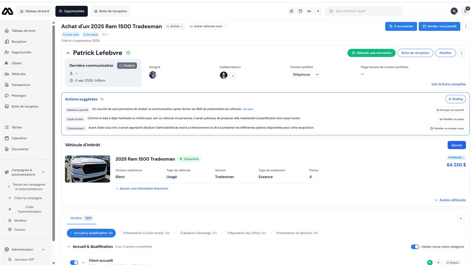 Fiche opportunité du CRM Maubius pour concession automobile avec actions suggérées par l'IA
